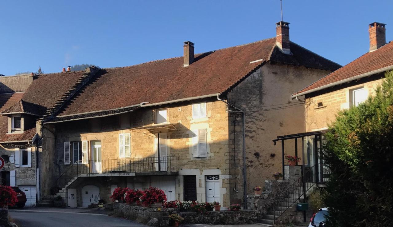 Golf Val De Sorne Vernantois Maison Vigneronne Exteriör bild